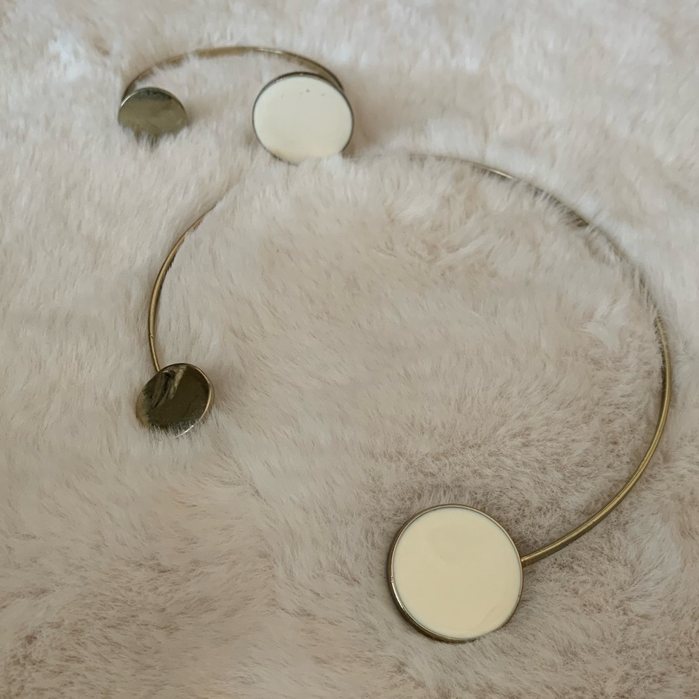 Choker and bangle set